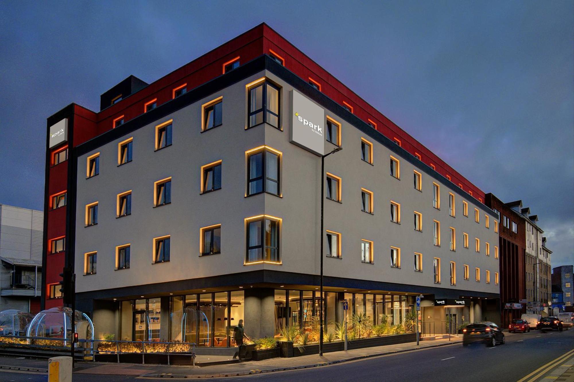 Spark By Hilton Luton Luton  Kültér fotó