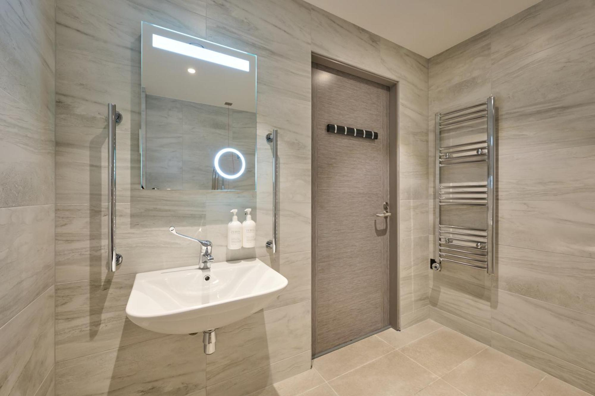 Spark By Hilton Luton Luton  Kültér fotó