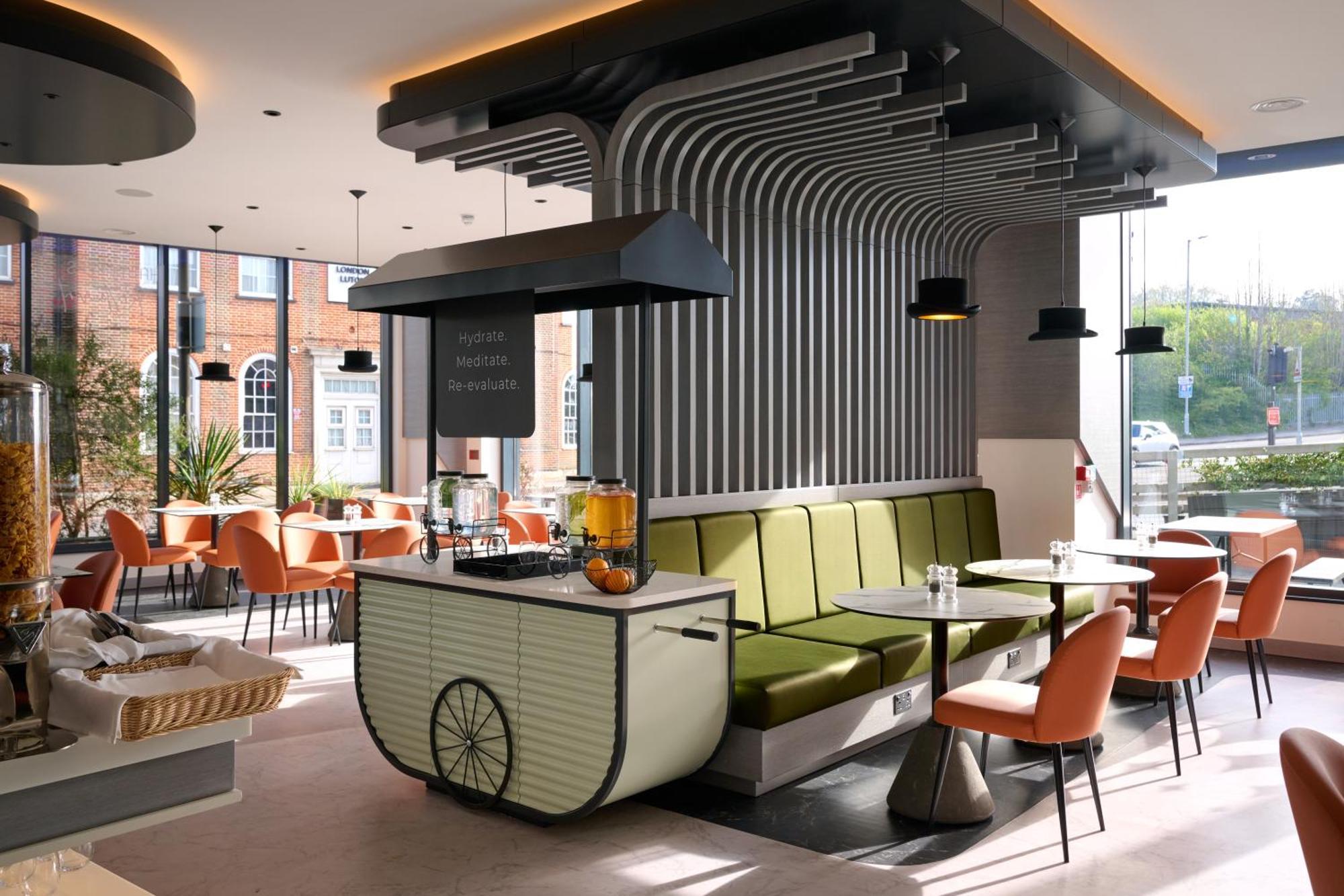 Spark By Hilton Luton Luton  Kültér fotó