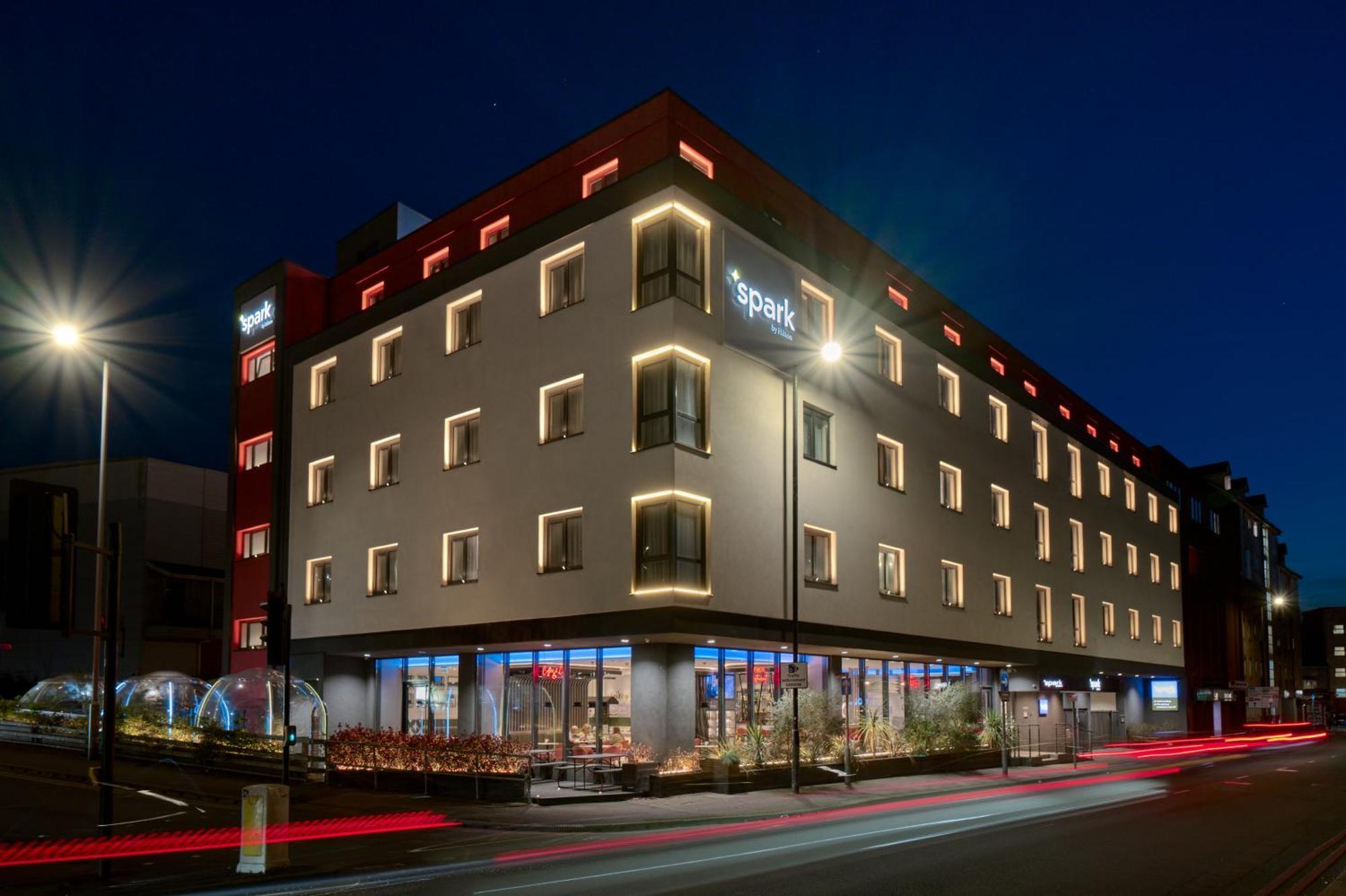 Spark By Hilton Luton Luton  Kültér fotó